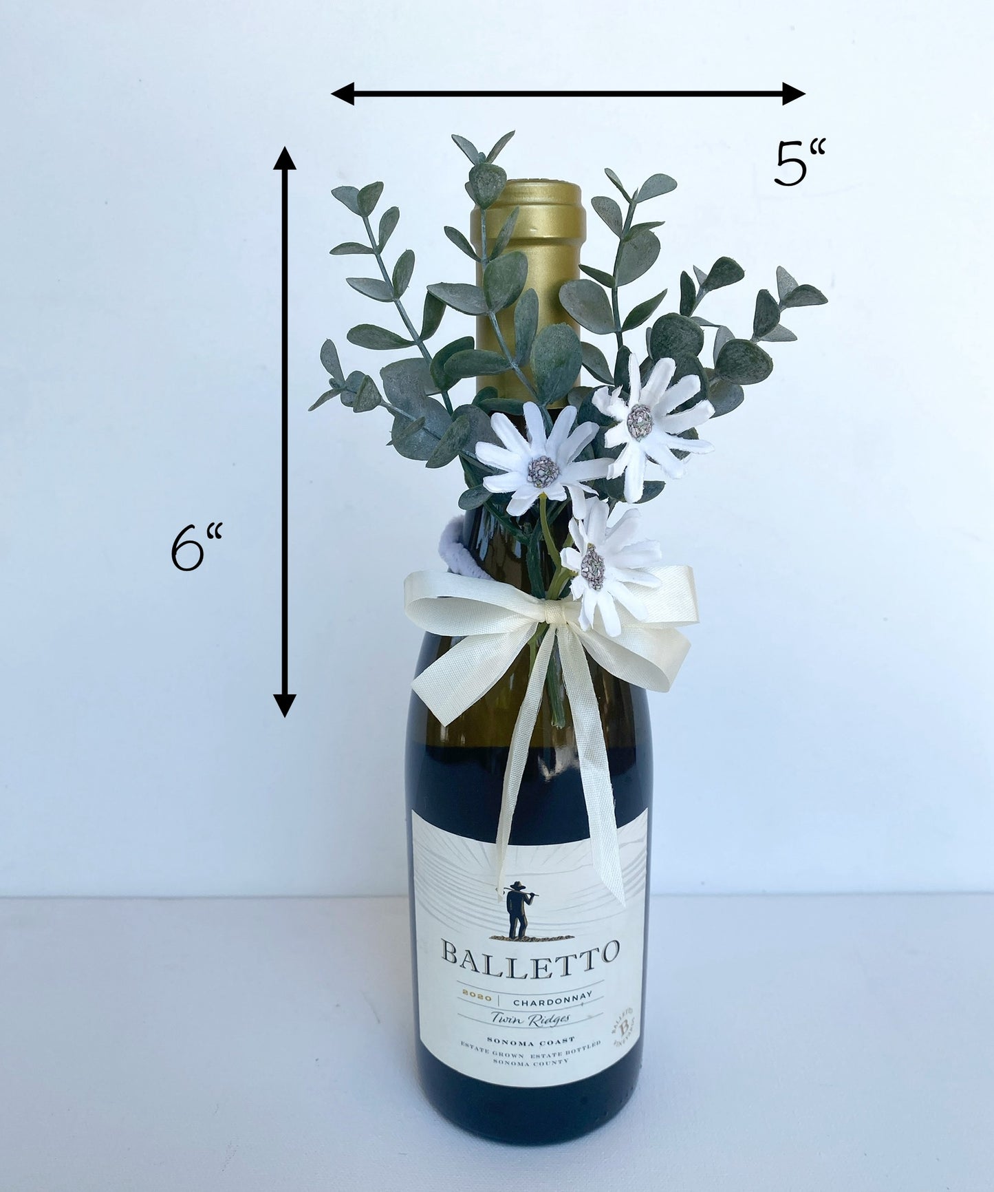 Wine Lover Gift, Faux Flower Arrangement For Wine Bottle, Wine Centerpiece, Champagne Bottle Bouquet, Wine Bottle Bouquet, Wine Bottle Decor