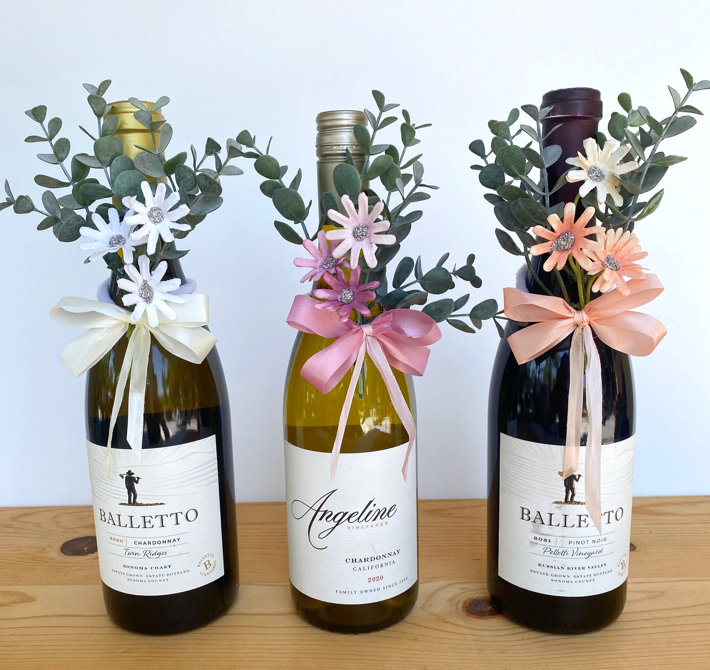 Wine Lover Gift, Faux Flower Arrangement For Wine Bottle, Wine Centerpiece, Champagne Bottle Bouquet, Wine Bottle Bouquet, Wine Bottle Decor