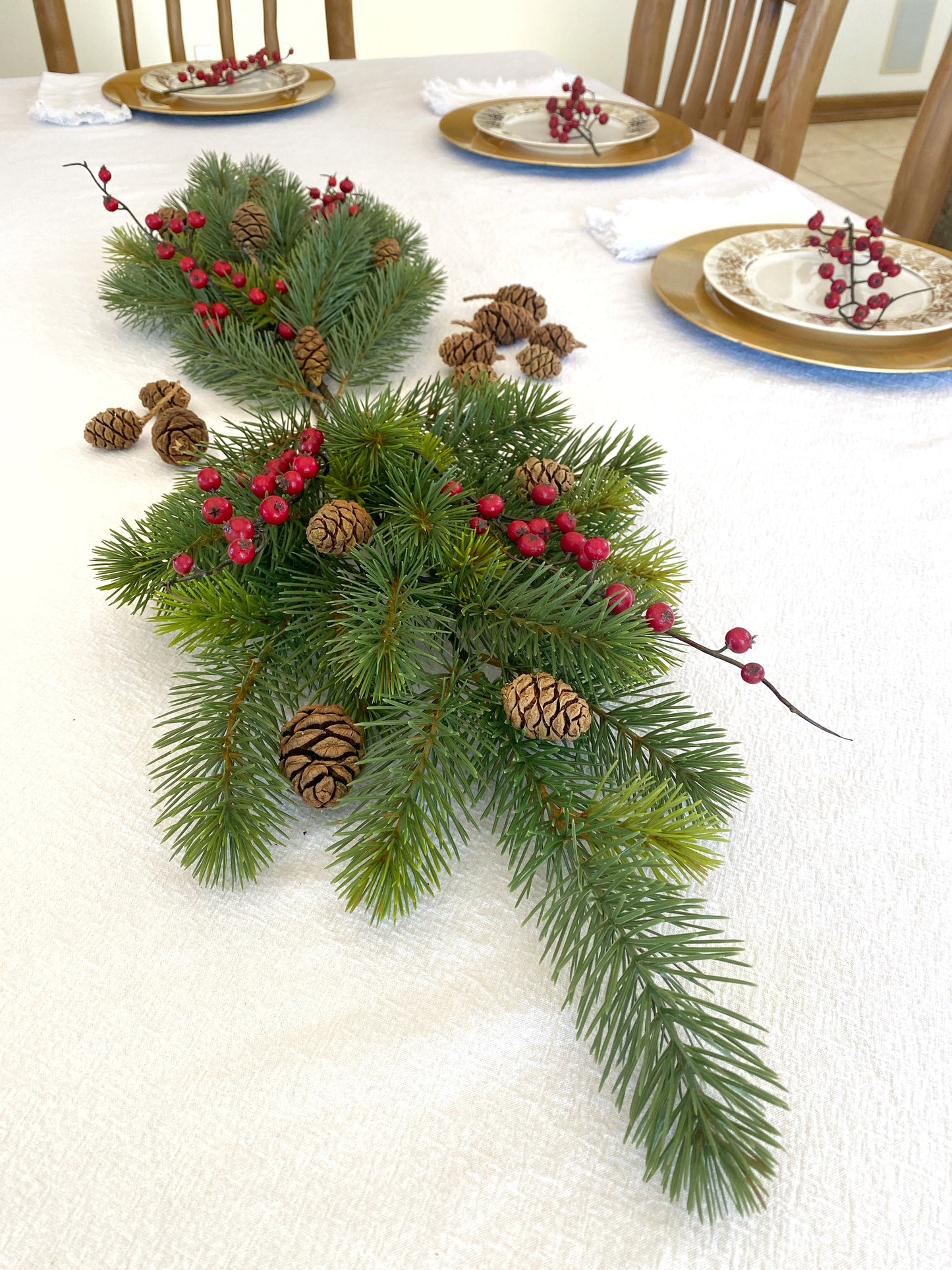 Christmas Table Decor Kit with Red, White or Gold Berries - Holiday Table Centerpiece - High Quality Artificial Holiday Decor Kit