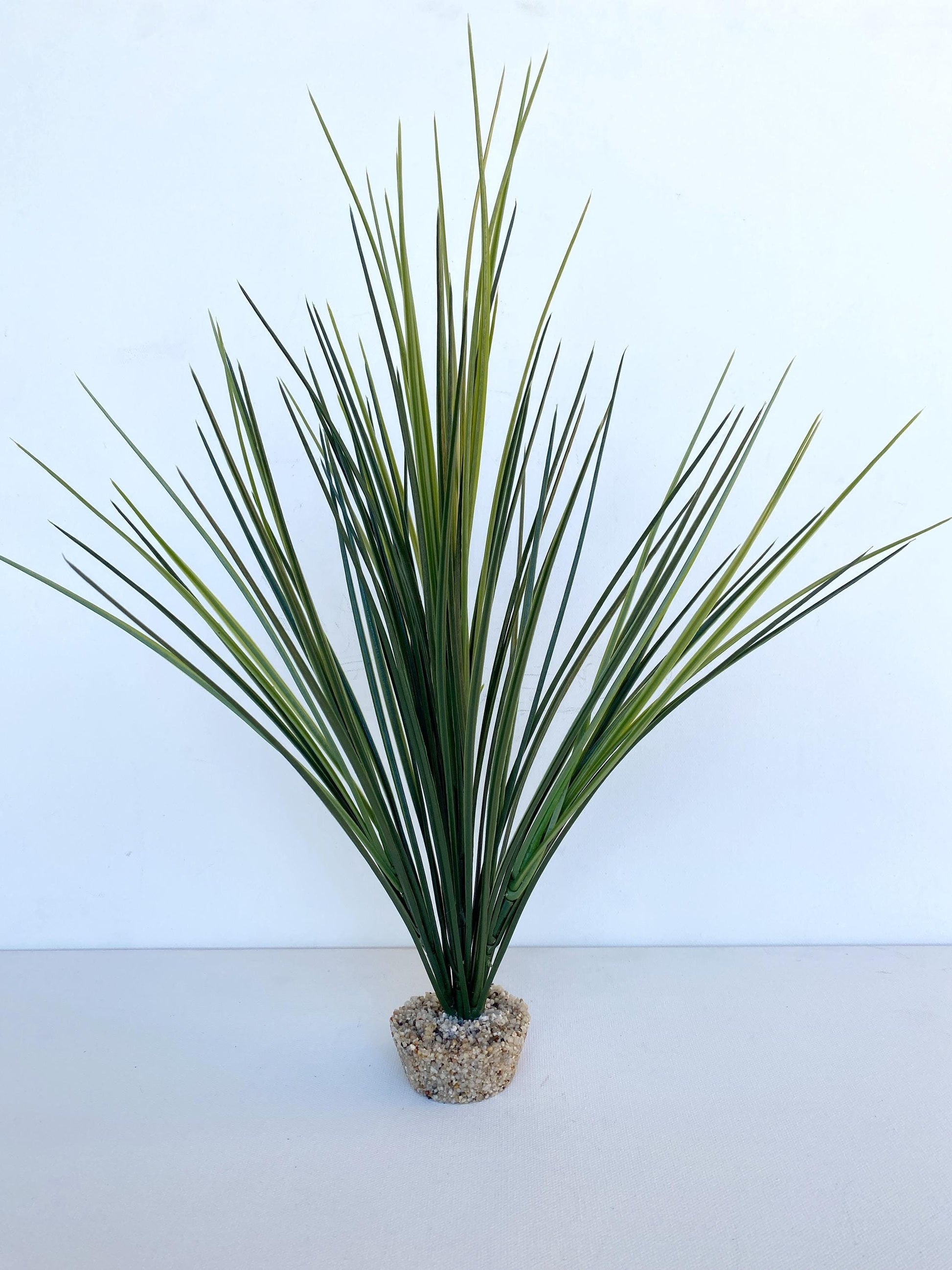 tall plastic aquarium plants 17" Tall Green Reed Grass Aquarium Plant with Stone Base, Fish Tank Na – Ursina's Deco Shop