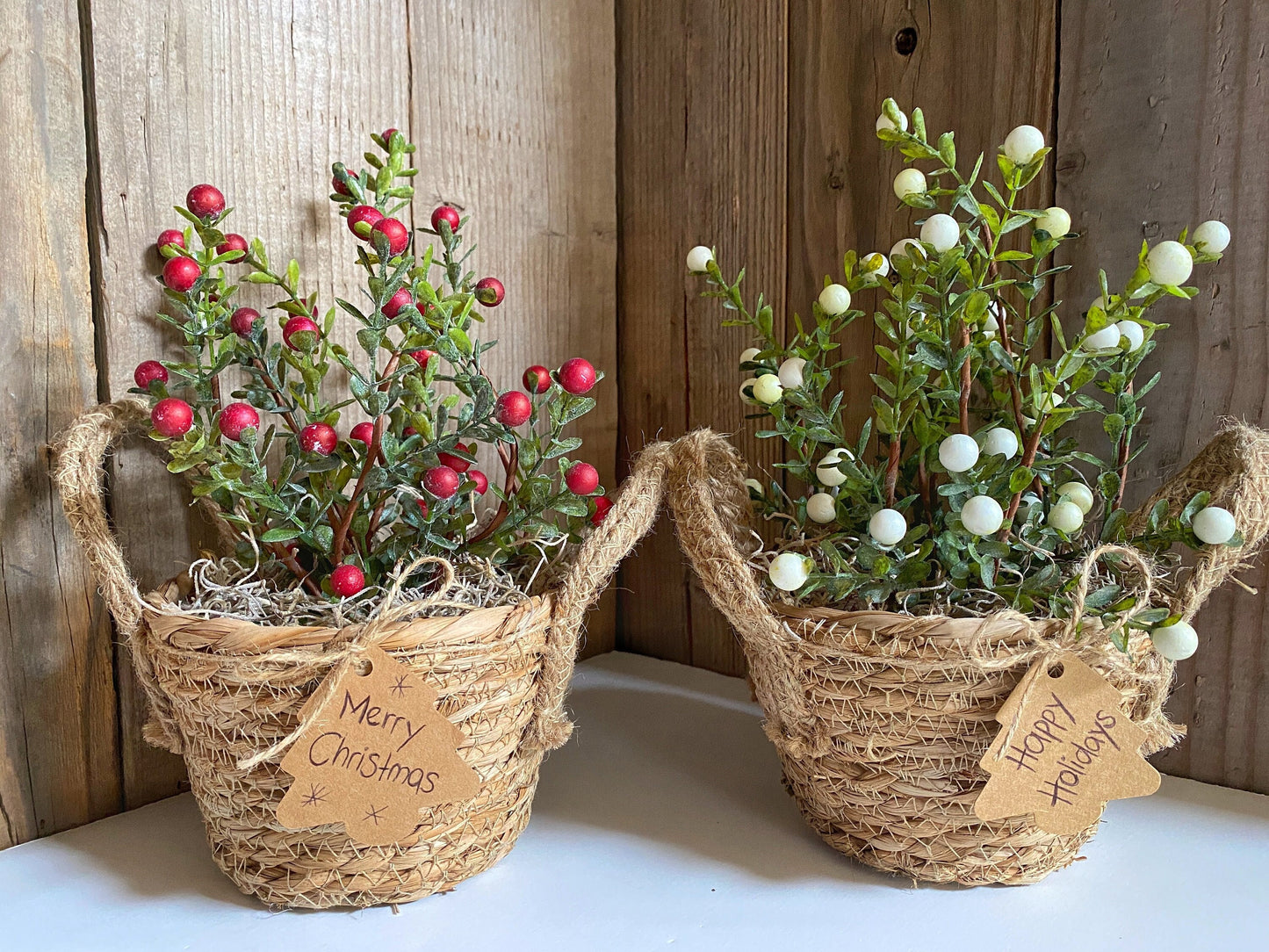 Christmas Sea Grass Basket with artificial Berry Stems