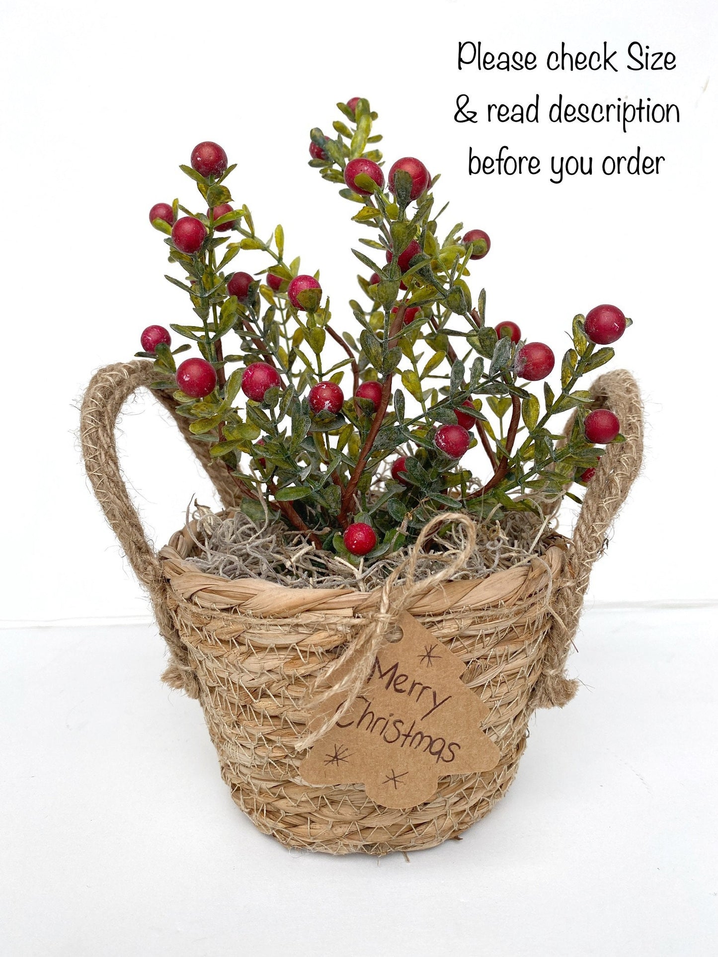 Christmas Sea Grass Basket with artificial Berry Stems